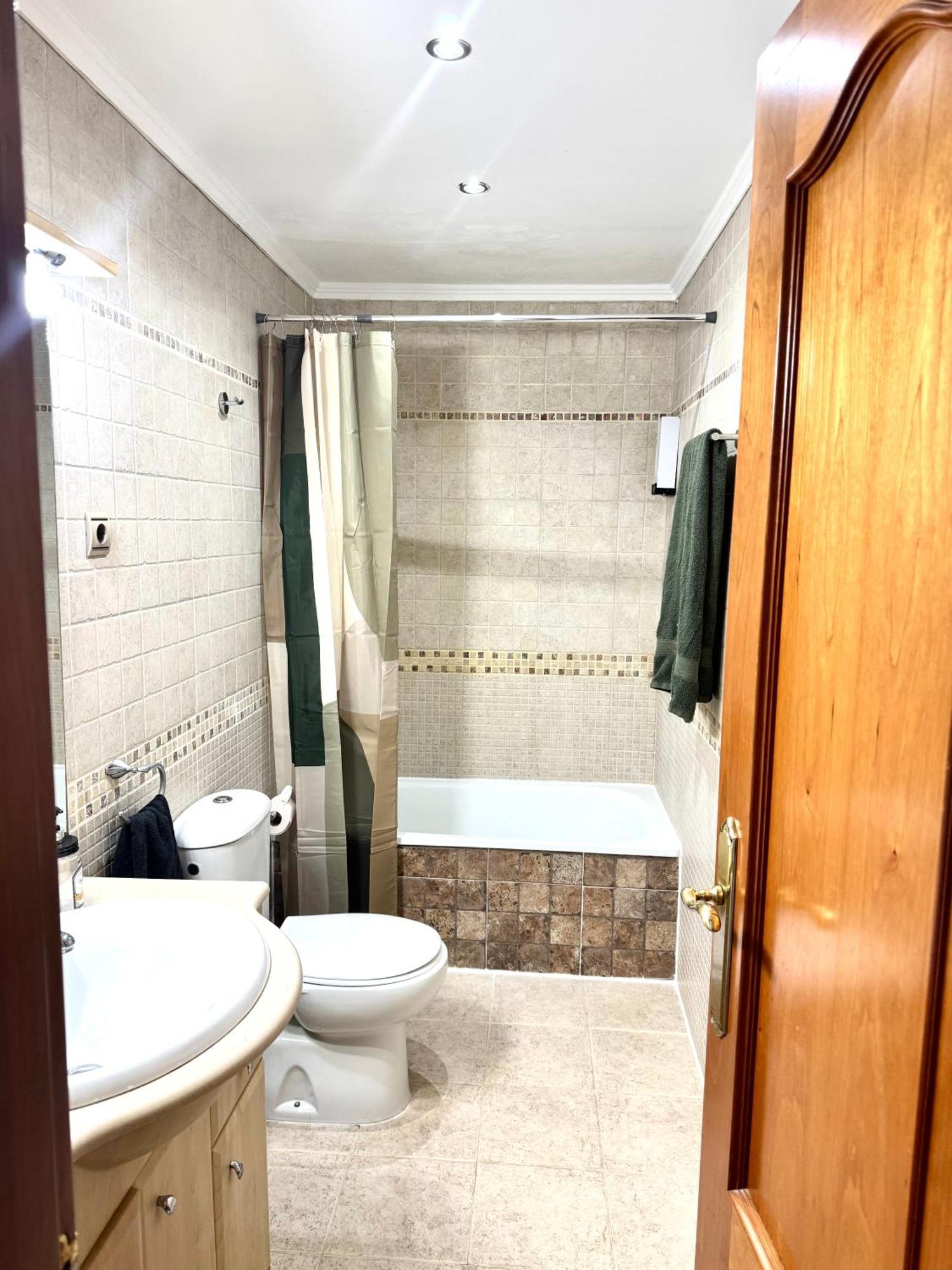 Cozy With Sea View & Pool Apartamento Fuengirola